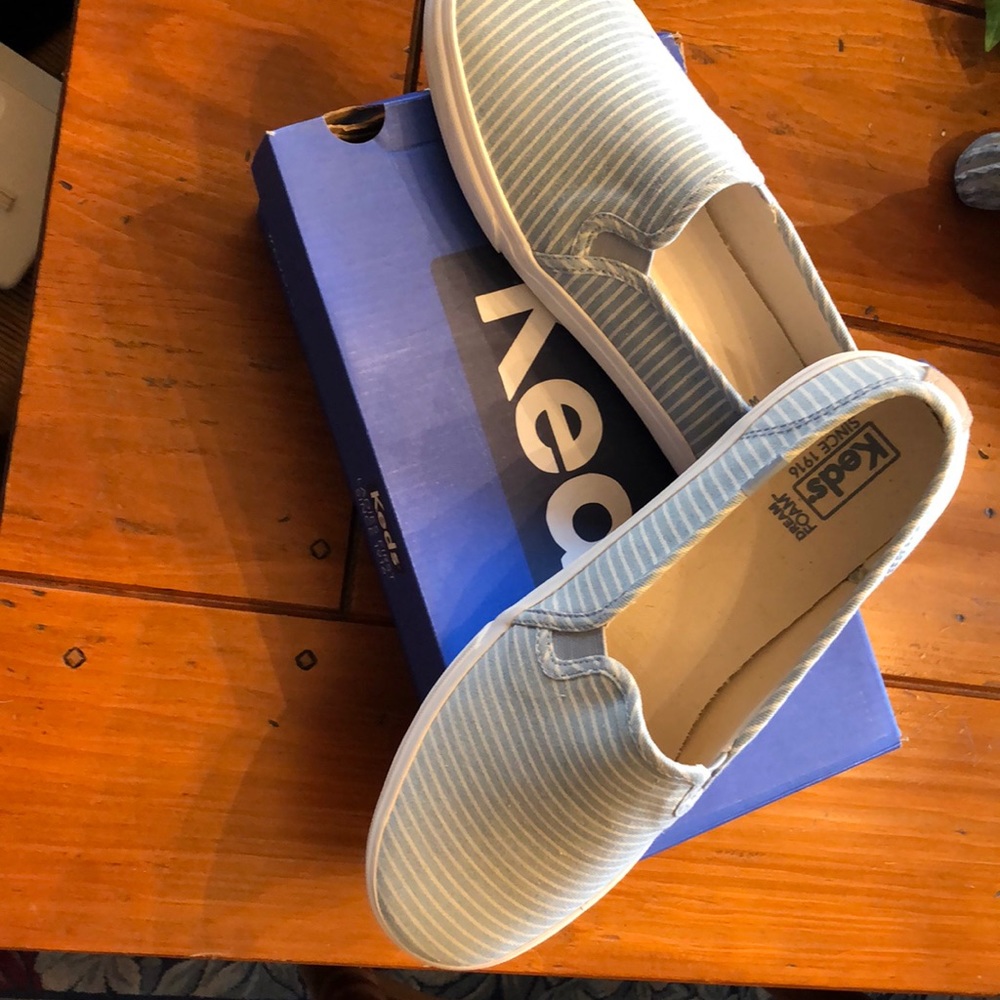 Keds dream foam flats nwt